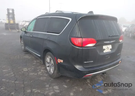 2018 Chrysler Pacifica Hybrid Limited z USA, uszkodzony, nr VIN 2C4RC1N71JR213413